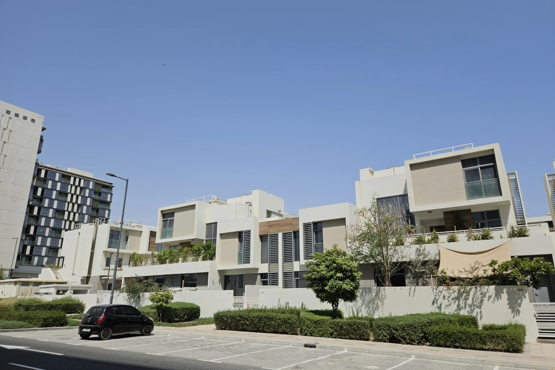 社区内已建成的街道 — The Pulse — Dubai South